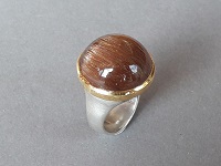 Ring in Sterlingsilber und 900 Gold mit Rutilquarz